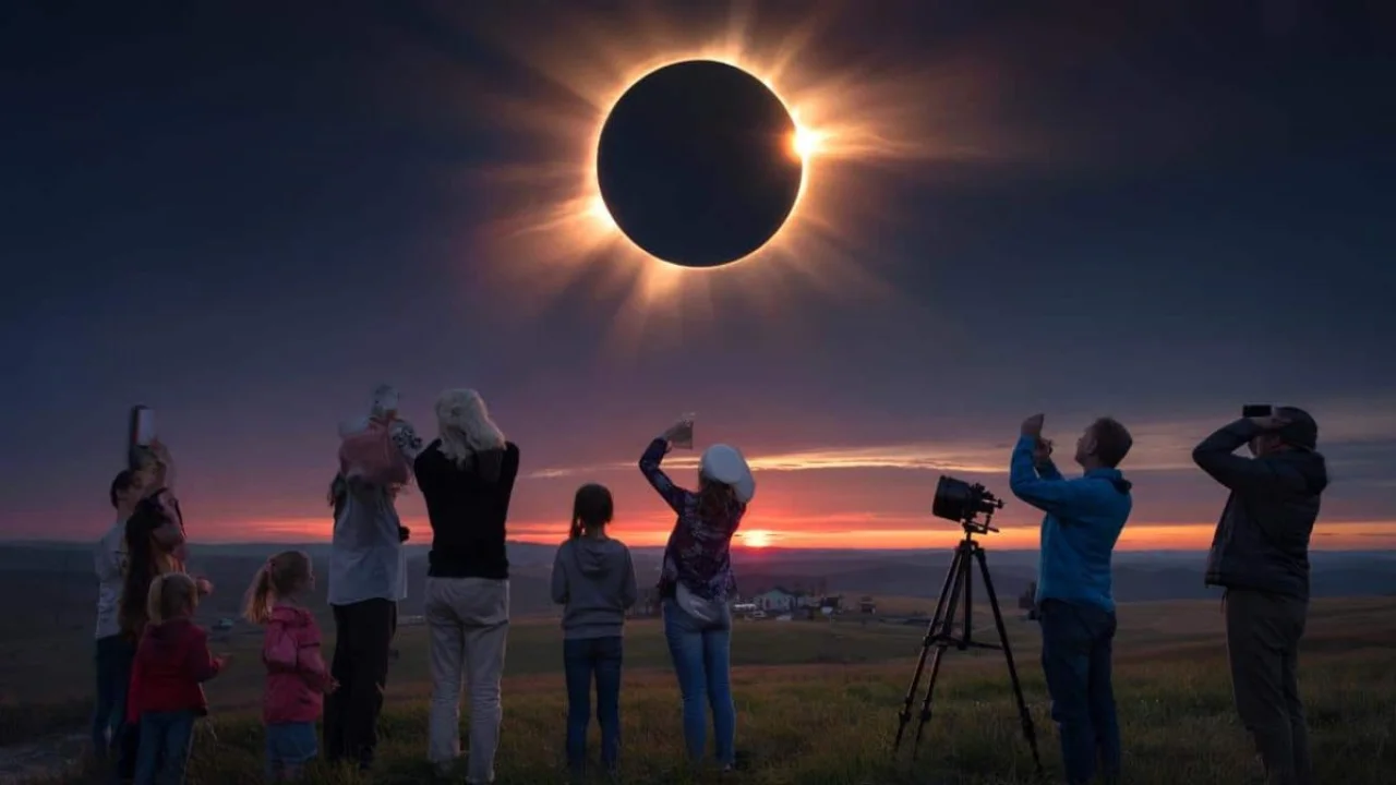 that-aluminium-foil-debate-in-your-kitchen-turns-o